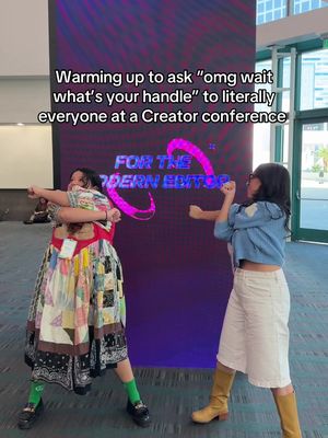 @Adobe MAX is here!!! And it’s such an amazing time to meet new creators 🤝 and do something a lil goofy #AdobeMAX  @Miranda Sanchez 