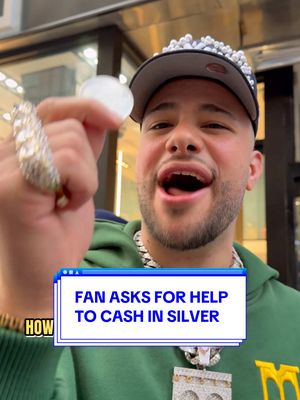 Helping someone who just got A BUNCH of free silver on the street from @TraxNYC ❗️#Mosesthejeweler 