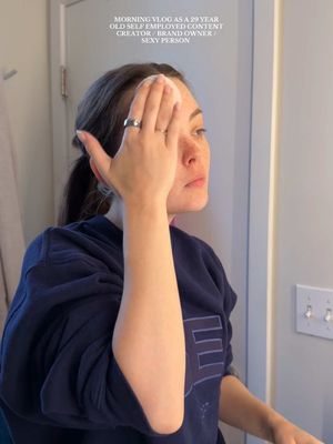 Morning vlog as a self employed content creator and brand owner with crippling anxiety!!!! How I’m making it through the days idk!!!! But we’re still here somehow!!! 🤪  #minivlog #morningroutine #morningvlog #5to9before9to5 #brandowner #startingabusiness 