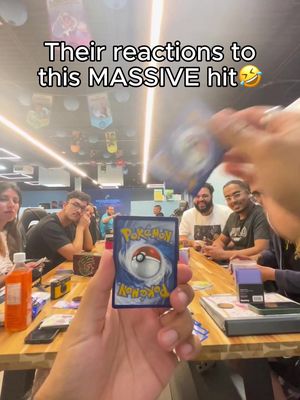 Pulled it in front of everybody🔥 Follow @wethehobby_evolution for daily pokemon pulls, market info, and more! #pokemon #pokemoncards #pokemontcg