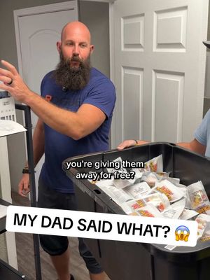 Order a Gusheeze today and get a free bag of Freeze Dried candy!! Join our live! #freezedried #candeeze #tiktoklive #gusheeze 