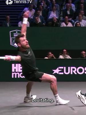 Shoe lost. Racket dropped. Cinema. #tennis #tennistv #atptour #moutet 
