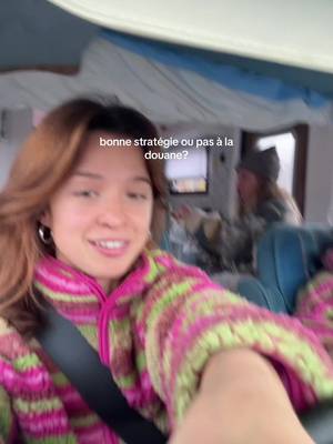 Bonne stratégie à la douane ou pas?👮 @Cindy Cournoyer  @Emy-Jade Greaves  #roadtrip #vanlife 
