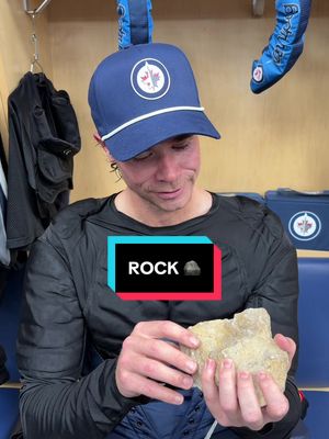 Getting my goalie the rock from anthropology #NHL #hockey #EricComrie #anthropology #rockprank 