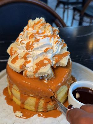 Miam Cafe has multiple locations in south Florida and I think you should go try it:) I went to the one in coral gables  #southflorida #miamifood #miamirestaurants #pancakes #Foodie 
