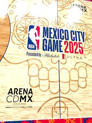 ¡Es simplemente perfecta! 😍 ¿Listos para la #NBAenMéxico? 🇲🇽 It's perfect! 😍  Ready for the #NBAenMexico? 🇲🇽 #TikTokDeportes #dallasmavs #detroitpistons  