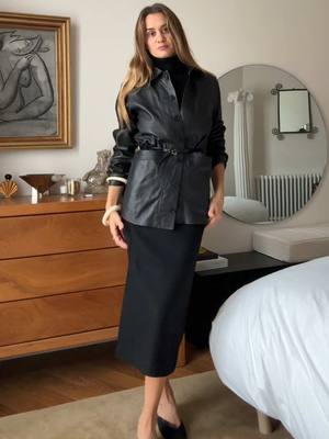 In a full @Sézane outfit  Collaboration commerciale #outfitideas #howtodresslikeafrenchgirl #nightout #dinneroutfit 