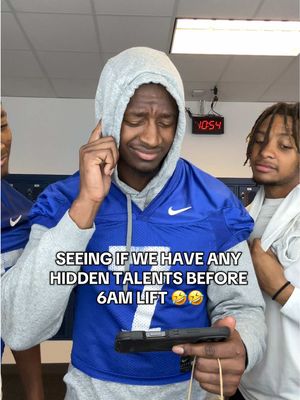 We killed that tbh 🎤😅 @11chasetyler_ @Vincent Anthony @Tyshon #CollegeFootball #dukefootball #hiddentalents #sportstiktok #footballplayer 