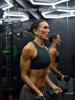 Shoulder time let’s go 💪🏼 For more of my workouts head to my app @Grow Girl 💪🏼 Outfit: @Oner Active SM High Neck Bra in Racing Green and Raw Lounge Joggers - Discount code: HAYLEY 💚 #shoulders #shoulderworkout #upperbody #upperbodyworkout #weighttrainingforwomen 