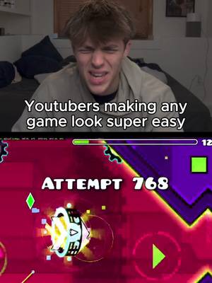 YouTubers play every game like they’re a pro #skit #meme #edit #youtuber #game 