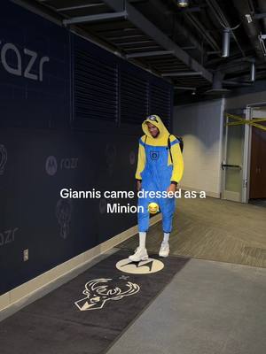 tallest minion we’ve ever seen 🤭 #giannis #minions #greekfreak #despicableme #halloween 