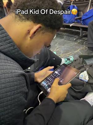 In the airport is crazy