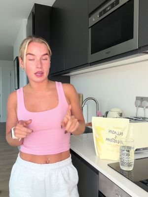 Ad - The new @FemFuelz Collagen & Colostrum is not to be missed girlies  Use my code AOIBHINN10 ✨