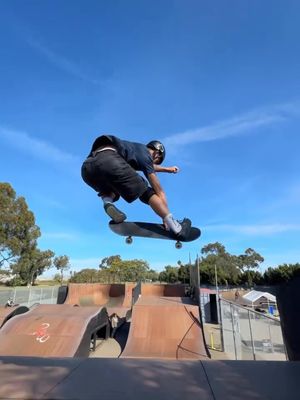 Olympian follow cam! 🛹 ( 🎥 @hampus_winberg ) #Unreel #Extreme #Skate #Skating #Sk8