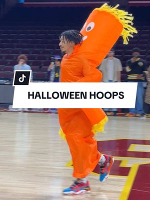 @USC Men’s Basketball is so unserious 😭 #usc #collegebasketball #halloween 
