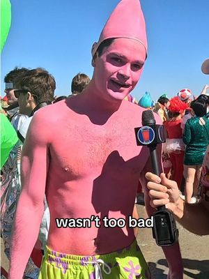 Just met a childhood celebrity  #halloween #fratbeach #patrickstar  