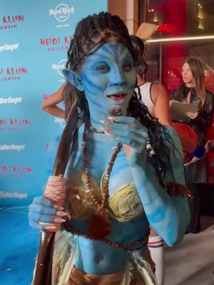 Happy Heidi Klum Halloween from Amaya Papaya 🎃💙 #heidiklumhalloween #heidiklum #fyp #happyhalloween 