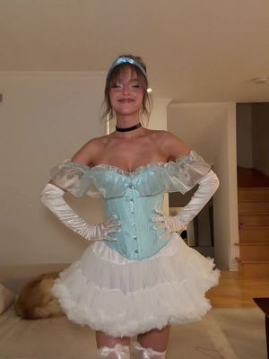 😬👸🏼🩵