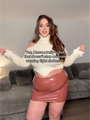 You don’t have to hide your belly or your confidence 💅 Wear what makes you feel amazing! 💕✨