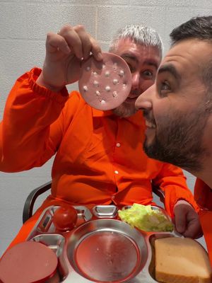 Jailhouse Sandwich #comedy #foodtiktok 