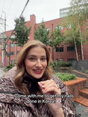 anyone have a nail tech recommendation in Korea? this is a super trendy nail place but was kind of a negative experience for me and yes she knew I needed my press ons removed & I booked this over a month ago… #koreannails #nailtok 
