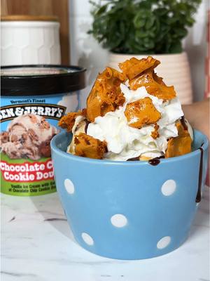 Part science experiment, part sundae, all delicious. 🍯 #benandjerrys #icecream #sundae #weekendvibes #honeycomb 