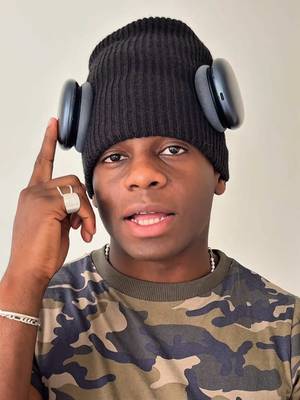AD | Investing in better sound … Thanks to @Clearpay, I’m paying in 4 instalments.  Clearpay is unregulated credit. Use responsibly. T&C's & late fees apply Clearpay.co.uk/terms #clearpay 