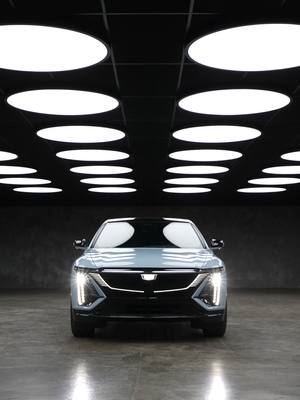 It’s been waiting for an early sunset. @cadillac #LYRIQ #DaylightSavings #CarTok #ForYouPage #FYP