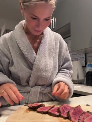 Steak series baby! I didn’t film myself cooking, but here’s me trying this gorgeous filet 😋 #steak #steakseries #steakdinner #mediumrare #filetmignon 