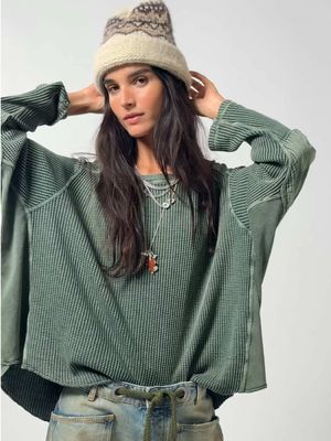 The FP uniform. Link in bio to shop the FP One Blake Thermal. #freepeople #thermal #outfitinspo #OOTD #sweaterweather 