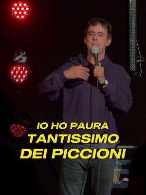 Ognuno ha le sue paure, le mie sono grigie, volano e fanno schifo… a Varese sono altre … le vostre?  Spezzone tratto da una serata improv #LucaRavenna #standupcomedy #ridere #paura #piccioni