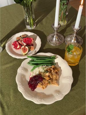Thanksgiving on a weeknight with @stouffers (#ad)! Start with Stouffer’s turkey dinner as a base. Add green beans and cranberry sauce. Top with your favorite garnish (I’m using fresh dill) and serve with apple cider.  Try Stouffer’s today (link in bio)! #fall #dinner #easydinner #cozyfall 