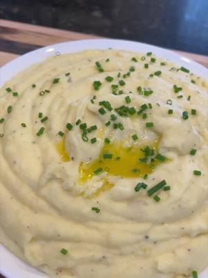 Epic Mashed Potatoes #FYP #foryou #mrmakeithappen #recipes 