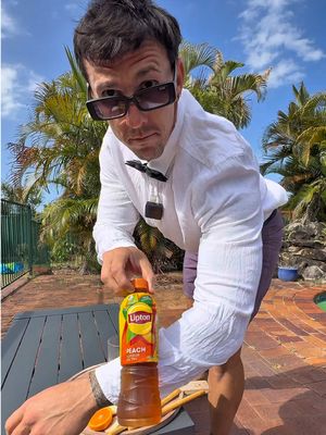 Nothing like a fresh and delicious Lipton ice tea distraction. #Teachangeseverything #ad @liptonicetea 