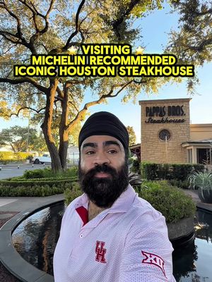 One of the best steakhouses in the country and the only steakhouse featured in the Houston Michelin Guide, Pappas Steakhouse deserves every bit of its reputation 👏 Regularly visited by foreign dignitaries, athletes, and celebrities, it’s got that timeless steakhouse vibe — dark wood, warm lighting, leather booths, and a marble bar that just feels right. Their wine program is next level too: over 35,000 bottles and home to the MICHELIN Texas 2024 Sommelier of the Year 🍷 My buddy Soon and I went all in — lobster deviled eggs, fried oysters, dry-aged ribeye, dry-aged bone-in NY strip, and Japanese A5 wagyu that literally melted in our mouths. Sides were just as elite: roasted mushrooms, crab mac & cheese, and the off-menu jalapeño au gratin potatoes (a must). Finished with their gooey pecan pie and pumpkin bread pudding, both unreal 🔥 If it’s your first time, don’t skip the lobster deviled eggs, any steak, jalapeño au gratin, and gooey pecan pie. #steakhouse #houstonthingstodo #houstonrestaurants #michelinguide 