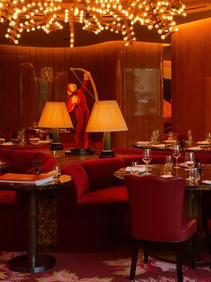 Be among the first to experience La Boca at Faena New York. 🍽️ This is the newest dining destination redefining luxury in West Chelsea, led by world-renowned chef Francis Mallmann. Inspired by Argentine asado and Patagonian flavors, La Boca blends fire, art, and sophistication into one unforgettable experience. ✨ Dress code: Elegant Chic #FaenaNewYork #FrancisMallmann #ChelseaNYC #NYCRestaurants