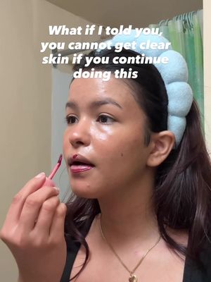 What if I told you that you don't need to buy more and more skincare in order to get clear skin? With skincare less is always more! Everything that I'm about to mention here is for people with DRY and SENSITIVE SKIN TYPE, so keep that in mind. 1. No cleanser in the AM I realize it must be difficult to switch all of a sudden but hear me out! I've been in the same place you are and doing this has significantly cleared up my acne. I was once advised by my dermatologist to stop using my cleanser to wash my face in the morning and I haven't looked back since! So how would you wash your face? Just WATER 2. No active ingredients in the AM Since you skin is dry the harsh sun rays tend to irritate your skin further. There is no hard and fast rule of not using actives but something that I've tried and I could feel the difference. Even after using the most hydrating products I would find myself looking for a moisturizer in the middle of the day because my skin felt dry but it doesn't happen anymore ever since l've stopped using them in the morning! 3. Tinted Mineral sunscreen This one applies to ALL SKIN TYPES, we've all understood the importance of sunscreen and how it prevents early signs of aging. But a tinted mineral sunscreen is one step ahead! It is widely recommended to use a mineral sunscreen to get the best sun protection, however they leave a white caste almost all the time. So if you use a tinted mineral sunscreen, you'll be left with a gorgeous glow on your face and at most protection from the sun.
