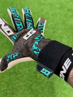 The OG1 is your second skin. Lightweight. Ultra-breathable. Built to move the second you ⚡ #goalkeeper #goalkeepergloves #goalkeepertraining #goalkeepers 
