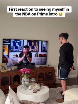 WE GOT HALF A SECOND LET’S GOOOO 💜💛 I had the honor of representing the LakeShow for the NBA on Amazon Prime intro 🏀