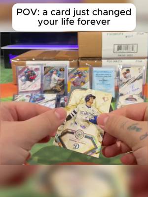 stunned doesn't even describe the reaction! 😳 #sportscards #ohtani