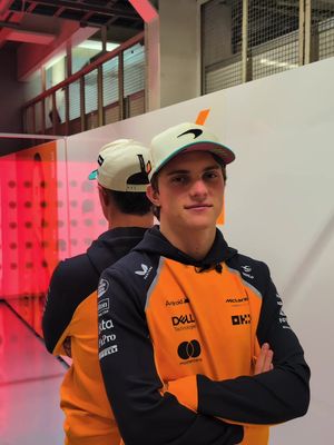 What’s going on? 😏 #McLaren #BrazilGP #F1 