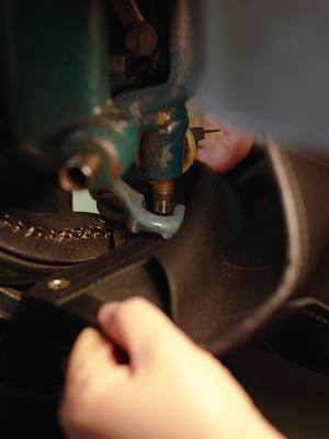 Eyelets and lace hooks are installed using UV markers and laser alignment for consistent accuracy. Every detail is measured, marked, and executed with care to maintain the highest standards of craftsmanship.