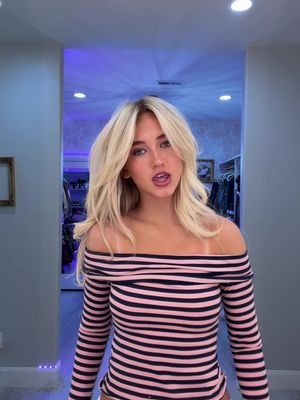 why am i always wearing stripes? #outfitinspo #paisleenelson #blondehair #idk #lipsync 