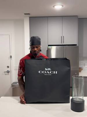 Coach came through heavy with this one 🔥@Coach can I get the brown one too 🫣. #unboxing #interiordesign #luxuryvibes #explorer 