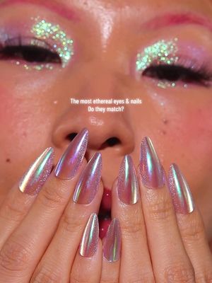 Matching your nails to your eyeshadows…These press on nails are way too beautiful not to be on the eyes too 🥹 #s#sparklymakeupsparklynails 