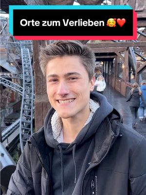 Wie viel Kitsch verträgst du? Antwort: Ja! 😂 Welche Sprüche fallen dir noch ein, die zu deiner Lieblingsattraktion und gleichzeitig zu deinem Schatz passen? 💕 #ortezumverlieben #liebeserklärung #couplegoals #fyp #phantasialand