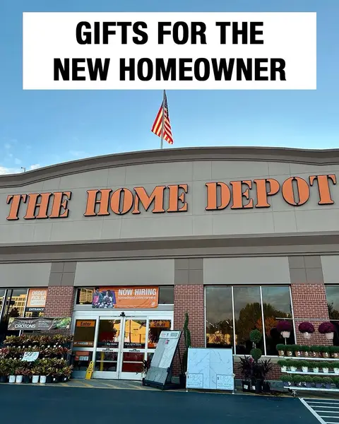 Give a gift that helps make a house a home 🏠 Explore gifts for new homeowners at the link in our bio. #christmasgiftideas #giftguide #newhomeowners #homedepotfinds 