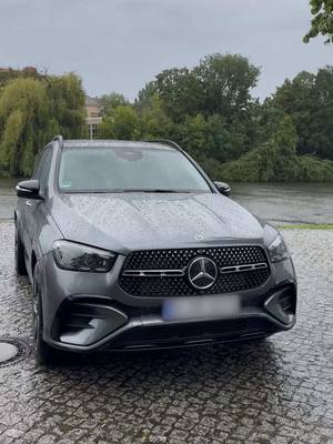 We love a little attitude  #MercedesBenz #fyp