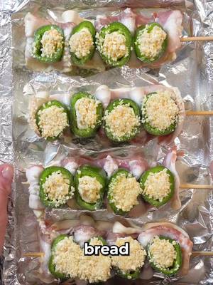 Flakey Bacon Jalapeño Popper Pastries INGREDIENTS 8 jalapeños 4 strips of bacon 4 strips of puff pastry 8 oz soft cream cheese 1 cup grated cheddar cheese 2 tbsp garlic powder 2 tbsp onion powder A pinch of salt and pepper 1 cup panko bread crumbs 