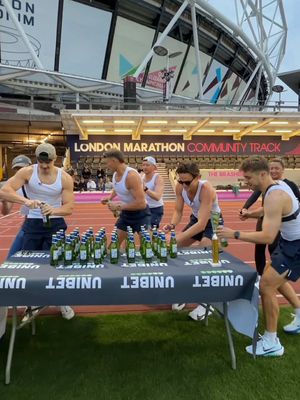 THE BEER MILE… #schoonerscorer #beermile #fyp 